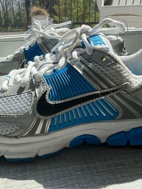 Nike Kids Vomero 5 Blue, White & Gray Athletic Sneakers